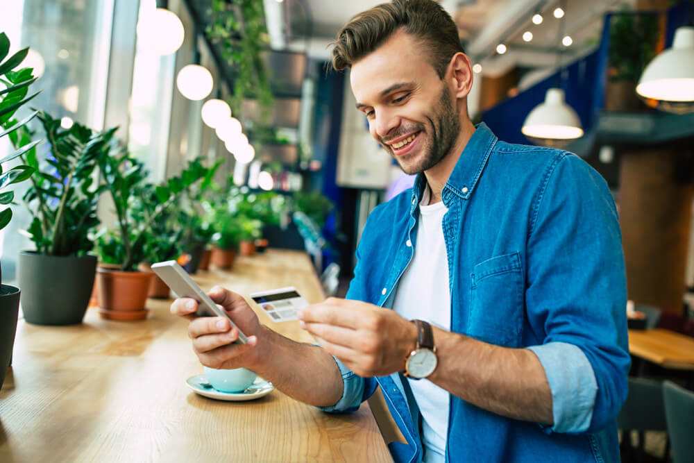 man happy about getting a payday loan in Florida