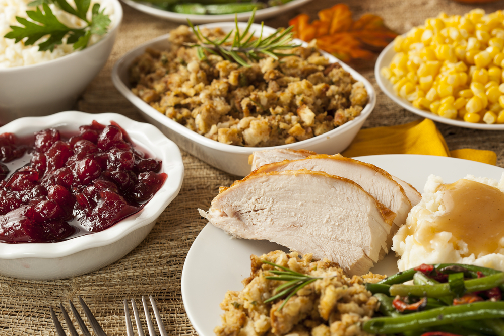 save money thanksgiving dinner