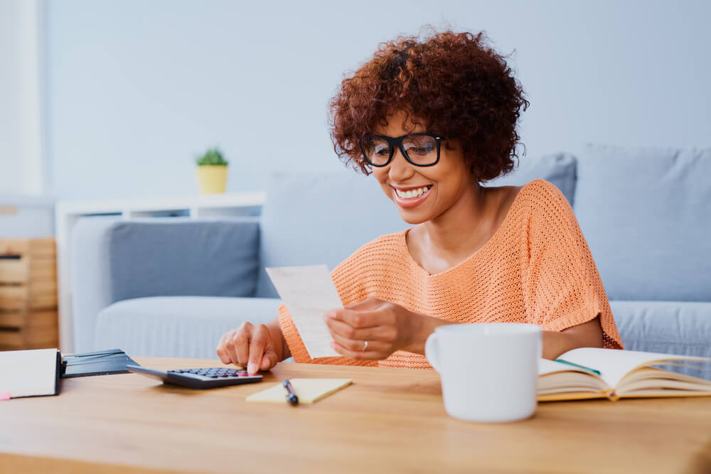 woman learning how to budget money