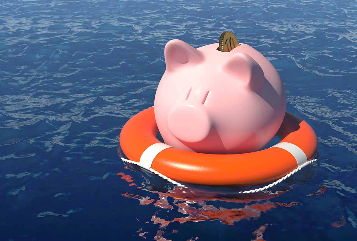 piggy bank with emergency title loan money