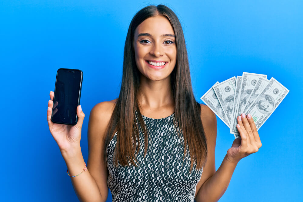 woman with a New Mexico title loan