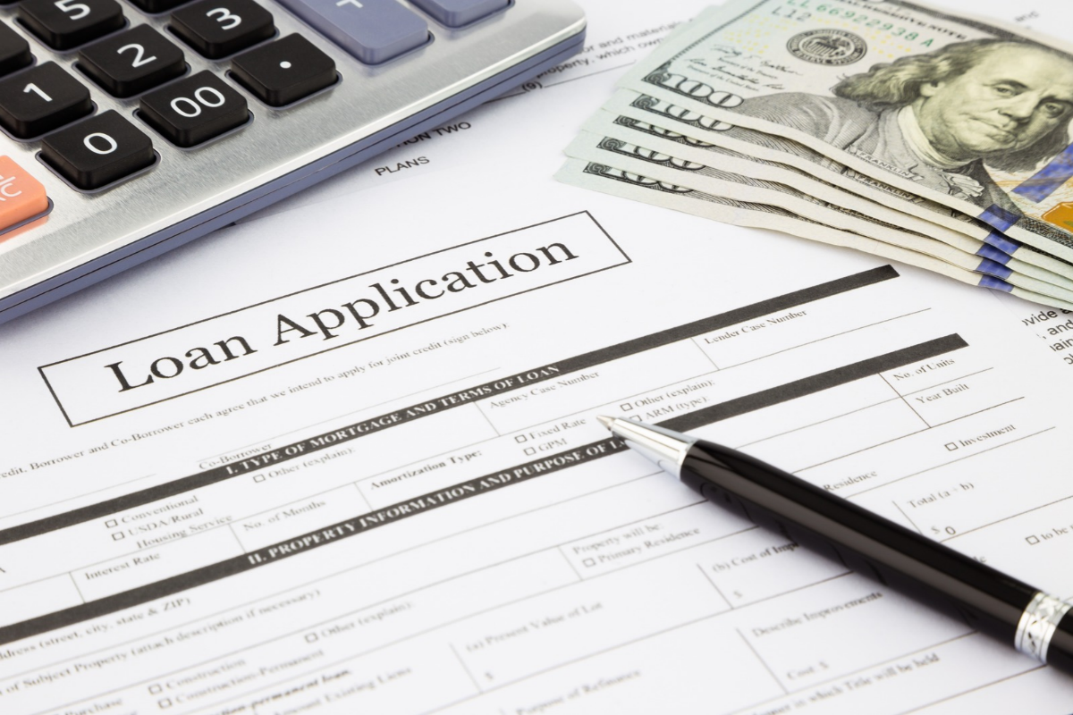 loan application money and calculator