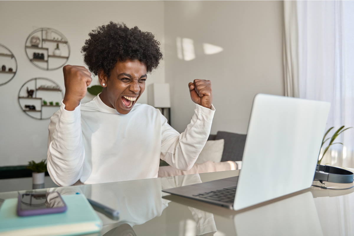 man happy about getting online title loans in Mississippi
