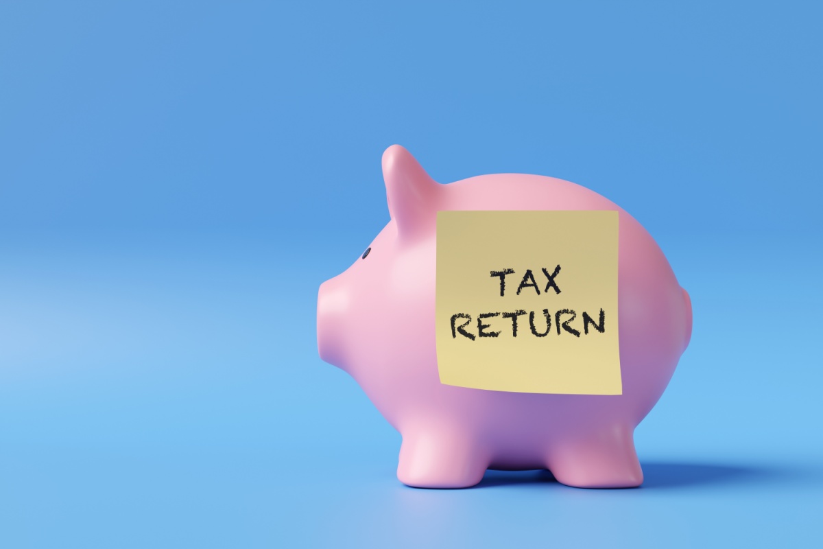 piggybank that says tax return