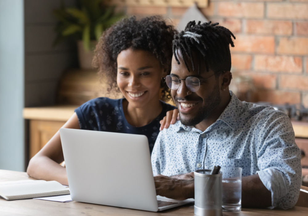 couple looking at payday loan