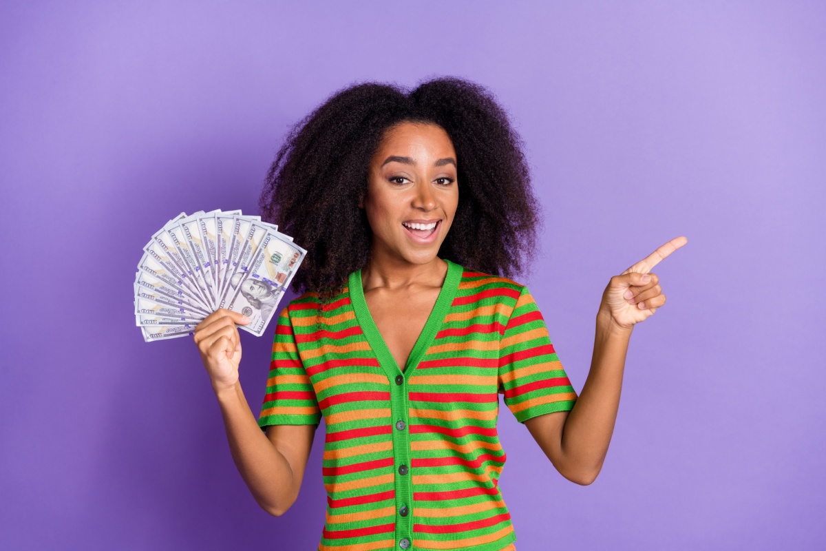 woman holds installment loans for bad credit